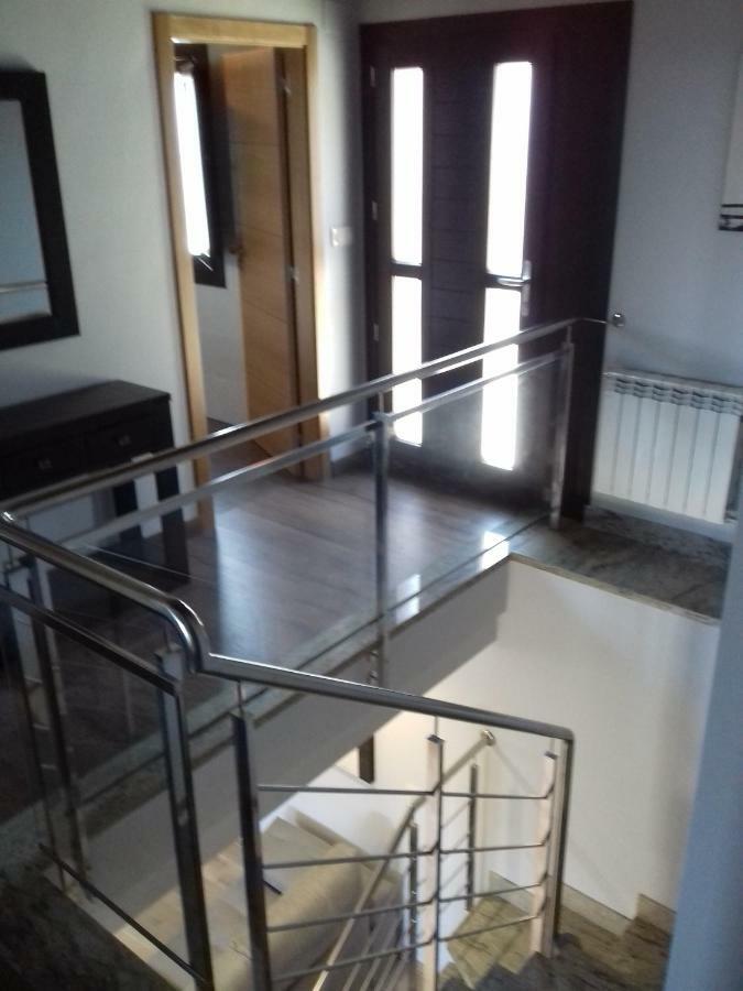Casa Tras Do Rio Coles